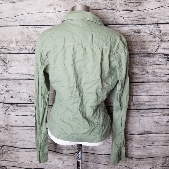 Plugg Green Blazer Size Medium.Pit to pit approx:  18 inches Right shoulder t - Picture 4 of 6